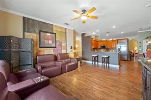 16358 S Mariposa Cir S, Pembroke Pines, FL 33331 - Photo 13