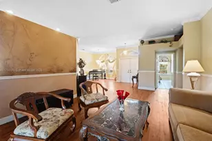 16358 S Mariposa Cir S, Pembroke Pines, FL 33331 - Photo 5