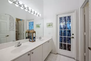 16358 S Mariposa Cir S, Pembroke Pines, FL 33331 - Photo 29