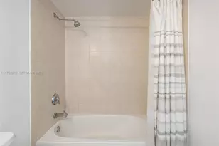 16699 Collins Ave, Sunny Isles Beach, FL 33160 - Photo 17