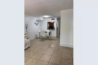 9351 Fontainebleau Blvd #B220, Miami, FL 33172 - Photo 9