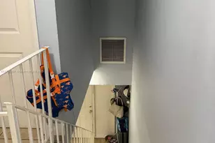 9351 Fontainebleau Blvd, Miami, FL 33172 - Photo 23