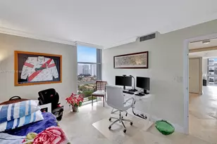 3625 N Country Club Dr, Aventura, FL 33180 - Photo 45