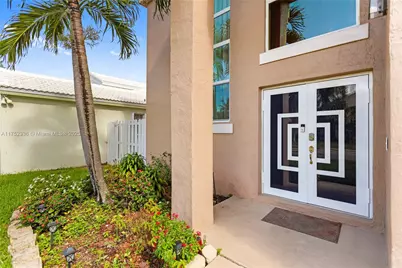 1071 SW 101st Ter, Pembroke Pines, FL 33025 - Photo 3