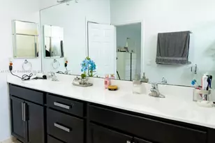 11611 SW 253rd St, Homestead, FL 33032 - Photo 9