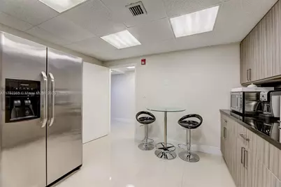 825 Brickell Bay Dr #246-3, Miami, FL 33131 - Photo 11