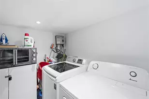 1210 NE 89th St, Miami, FL 33138 - Photo 31