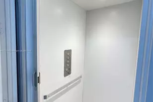 6651 NW 105th Pl, Doral, FL 33178 - Photo 25