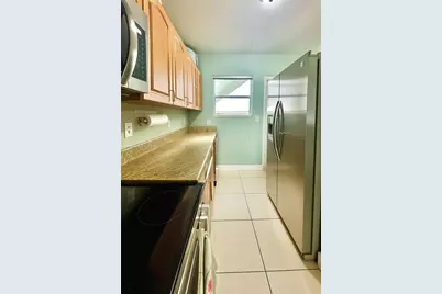 1142 99th St #3, Bay Harbor Islands, FL 33154 - Photo 5