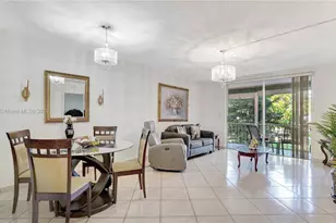 2905 Point E Dr, Aventura, FL 33160 - Photo 11