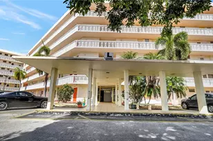 2905 Point E Dr, Aventura, FL 33160 - Photo 5