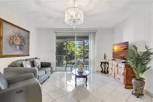 2905 Point E Dr, Aventura, FL 33160 - Photo 15