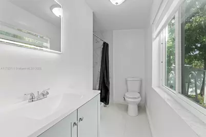 9251 Little River Blvd, Miami, FL 33147 - Photo 17