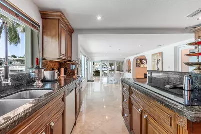 1975 Ixora Rd, North Miami, FL 33181 - Photo 7