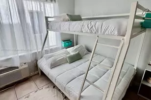 3700 Collins Ave, Miami Beach, FL 33140 - Photo 5