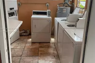 6850 W 16th Dr, Hialeah, FL 33014 - Photo 21