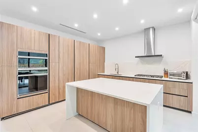 3664 Oak Ave, Miami, FL 33133 - Photo 17