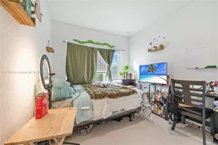25616 SW 143rd Path, Homestead, FL 33032 - Photo 9