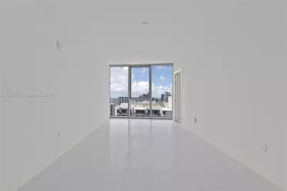 300 Biscayne Blvd Way #4204, Miami, FL 33131 - Photo 25