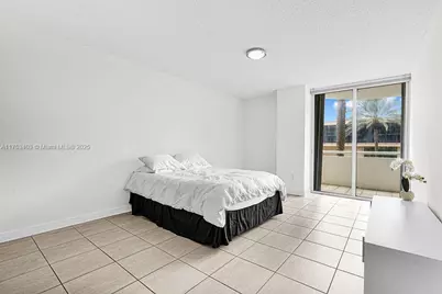 8925 Collins Ave #2E, Surfside, FL 33154 - Photo 19