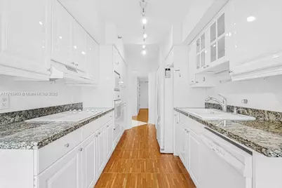 8925 Collins Ave #2E, Surfside, FL 33154 - Photo 31