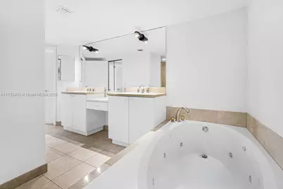 8925 Collins Ave #2E, Surfside, FL 33154 - Photo 25