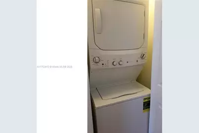 8917 W 35 Ct #8917, Hialeah Gardens, FL 33018 - Photo 9