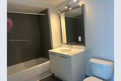 92 SW 3rd St #2412, Miami, FL 33130 - Photo 11