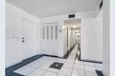 7300 Wayne Ave #317, Miami Beach, FL 33141 - Photo 7