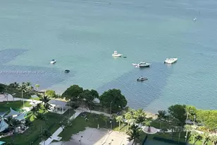 1750 N Bayshore Dr, Miami, FL 33132 - Photo 15