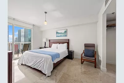 1200 Brickell Bay Dr #4019, Miami, FL 33131 - Photo 19