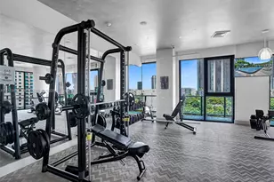 121 NE 34th St, Miami, FL 33137 - Photo 49