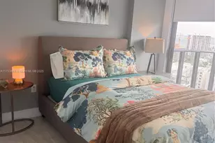 121 NE 34th St, Miami, FL 33137 - Photo 19