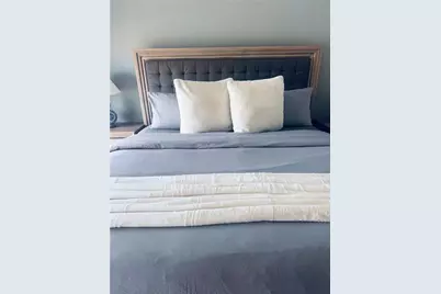 121 NE 34th St #1904, Miami, FL 33137 - Photo 9