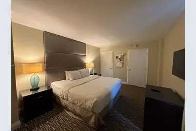 2670 E Sunrise Blvd #302, Fort Lauderdale, FL 33304 - Photo 5