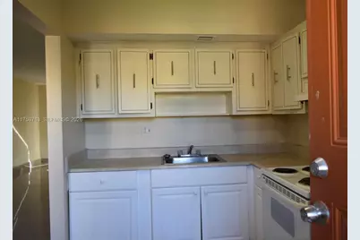 3610 NW 21st St #407, Lauderdale Lakes, FL 33311 - Photo 3