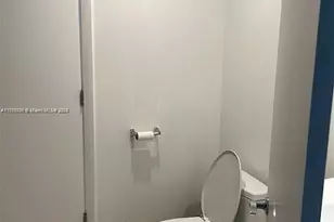 1830 S Ocean Dr, Hallandale Beach, FL 33009 - Photo 29