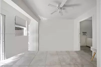 4727 NE 1st Ct, Miami, FL 33137 - Photo 27