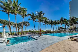 6801 Collins Ave, Miami Beach, FL 33141 - Photo 27