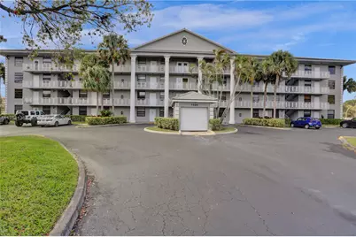 1524 Whitehall Dr #102, Davie, FL 33324 - Photo 3