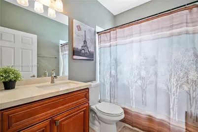 7546 NW 18th Dr, Pembroke Pines, FL 33024 - Photo 29