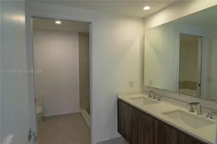 488 NE 18th St, Miami, FL 33132 - Photo 19
