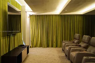 488 NE 18th St, Miami, FL 33132 - Photo 37