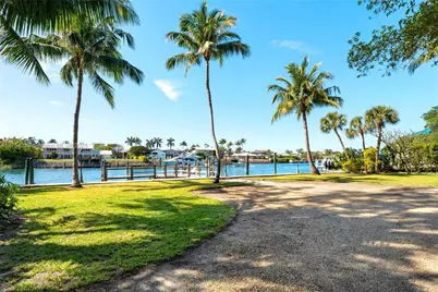 1091 Hillsboro Mile, Hillsboro Beach, FL 33062 - Photo 55