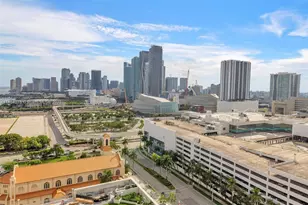 1717 N Bayshore Dr, Miami, FL 33132 - Photo 25