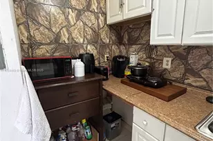 3806 SW 84th Ave, Miami, FL 33155 - Photo 9