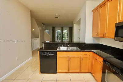 1033 NE 17th Way #404, Fort Lauderdale, FL 33304 - Photo 31