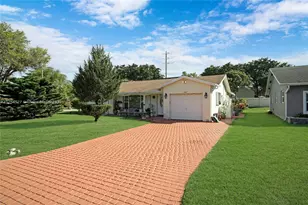 9400 NW 70th St, Tamarac, FL 33321 - Photo 1