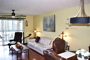 9320 Sunrise Lakes Blvd, Sunrise, FL 33322 - Photo 11