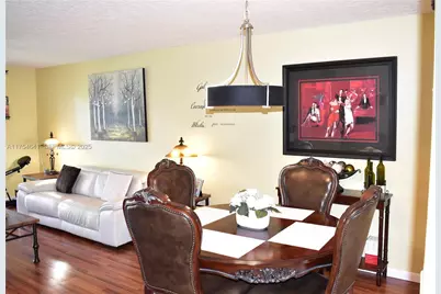 9320 Sunrise Lakes Blvd #306, Sunrise, FL 33322 - Photo 13